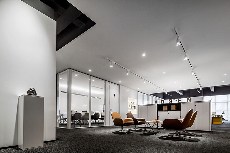 合肥辦公室設(shè)計裝修注意事項-選擇合肥專業(yè)辦公室裝修公司的基本注意要點